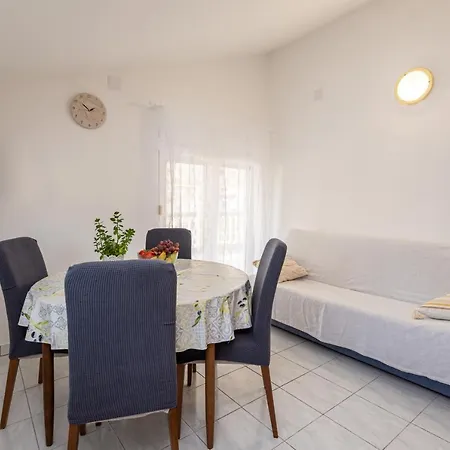 Magnolia Apartment